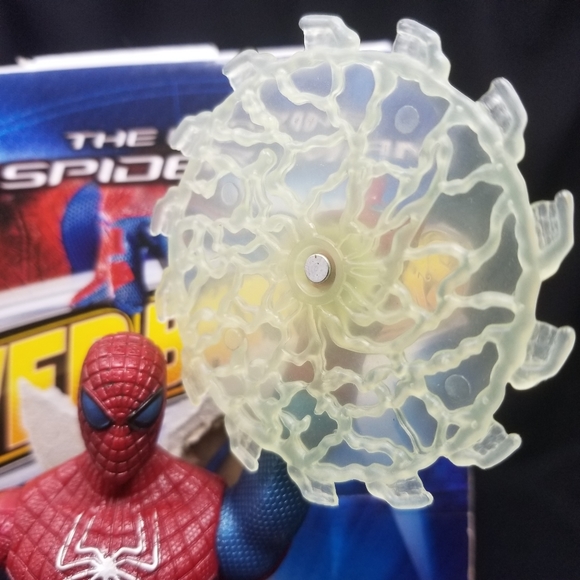 THE AMAZING SPIDER-MAN WEB BATTLERS SPINNING BLADE - Picture 3 of 6